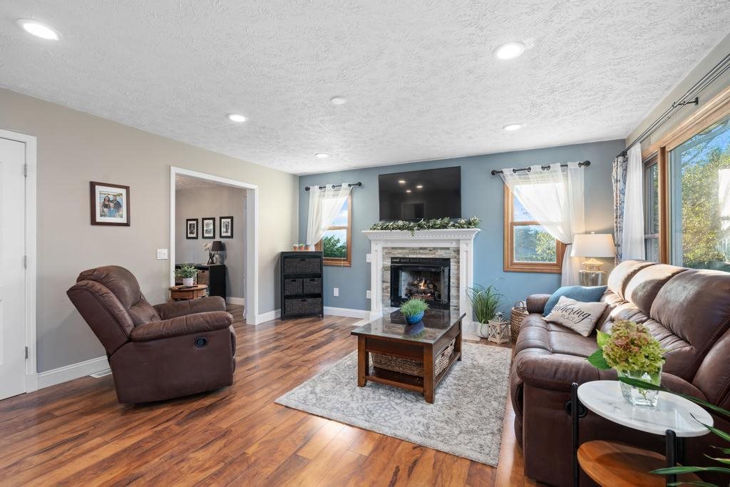 3858 Lorraine Drive