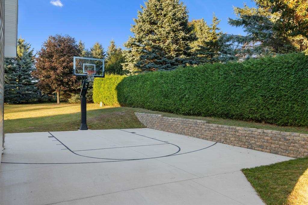 3858 Lorraine Drive