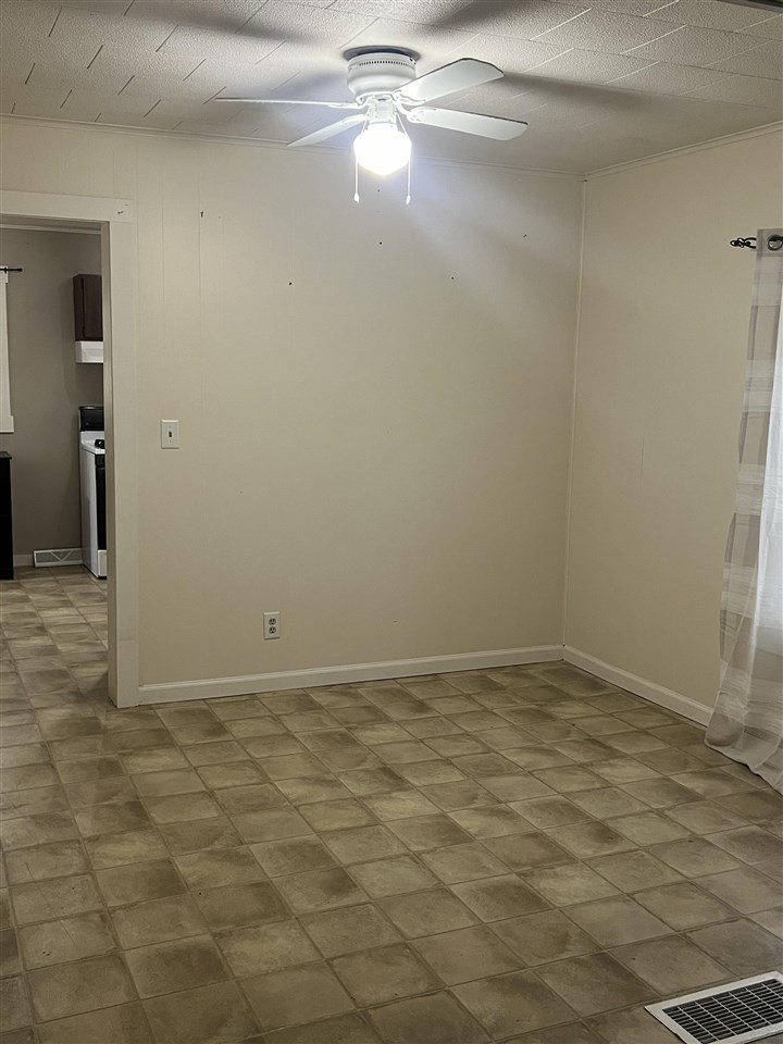 6503 E State
