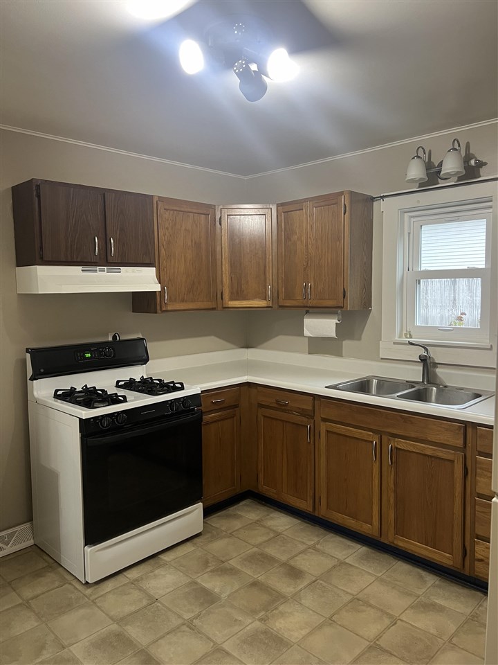 6503 E State