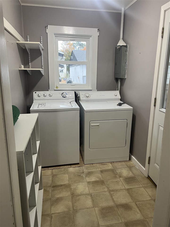 6503 E State