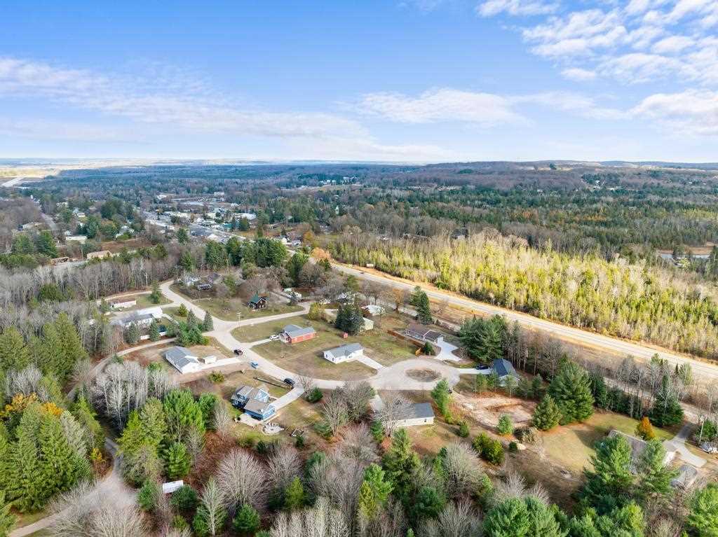 7863 Lantern Lane