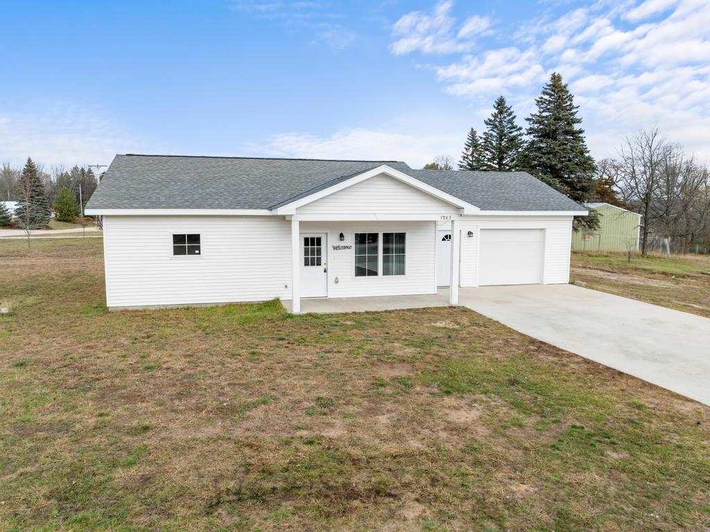 7863 Lantern Lane