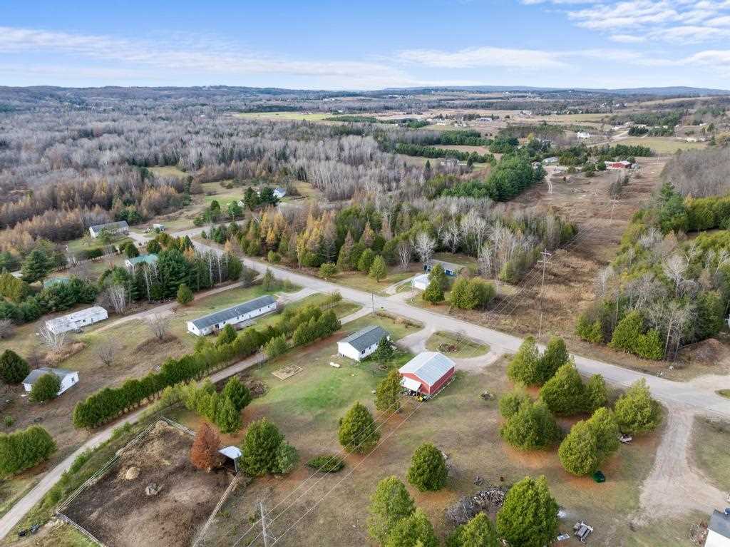 3082 Jensen Road