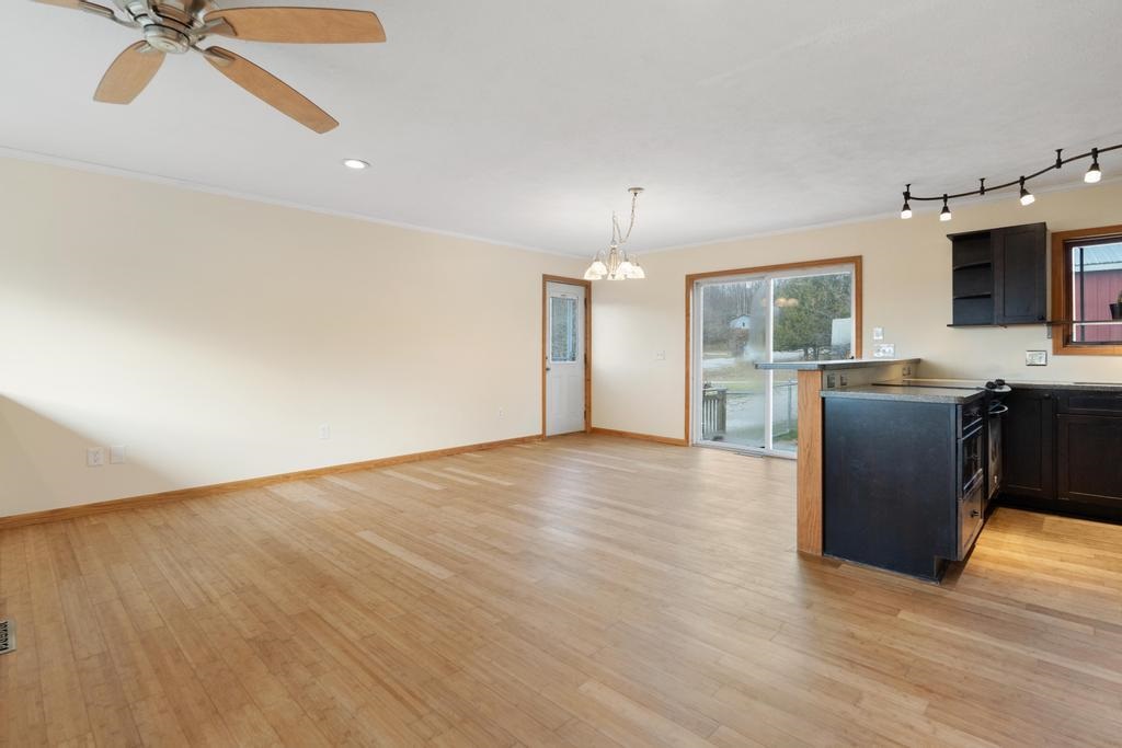 3082 Jensen Road