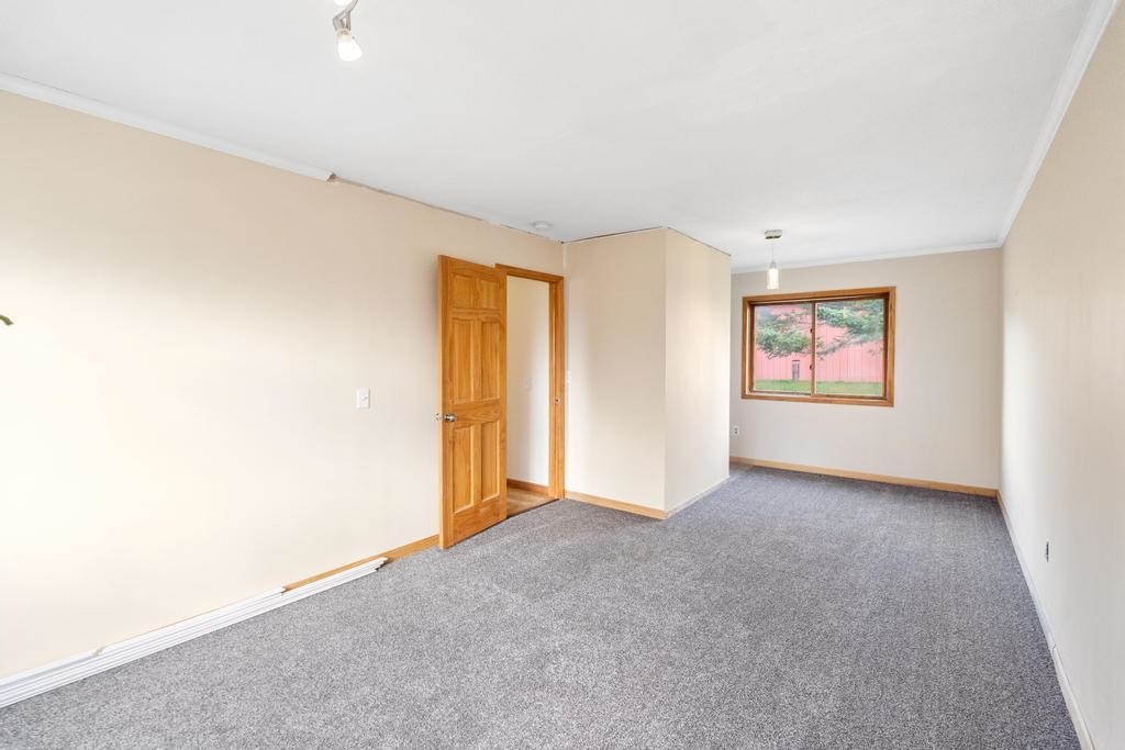 3082 Jensen Road
