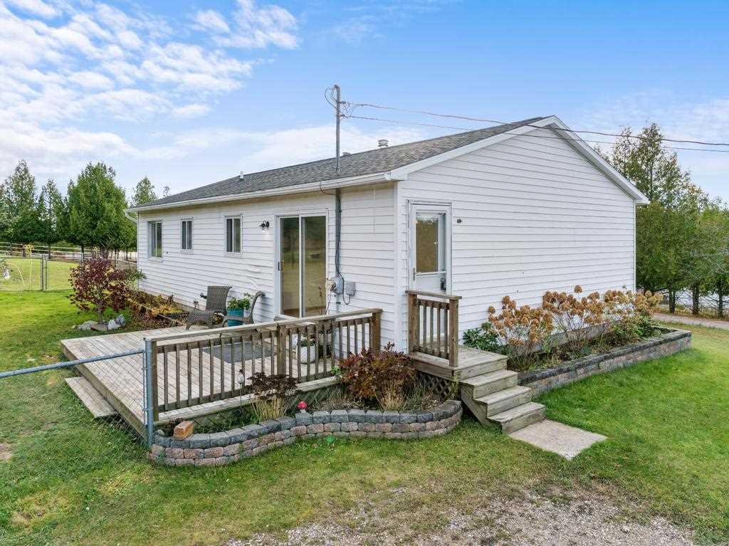 3082 Jensen Road