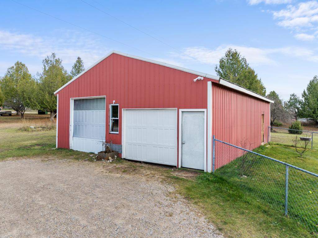 3082 Jensen Road
