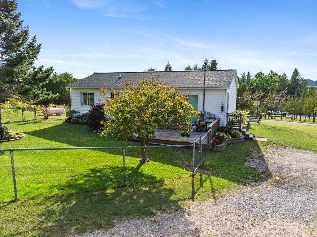 3082 Jensen Road
