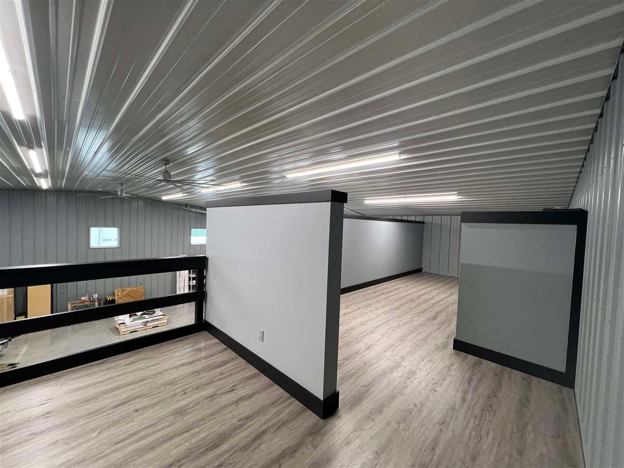 8932 Moeller Unit: 19