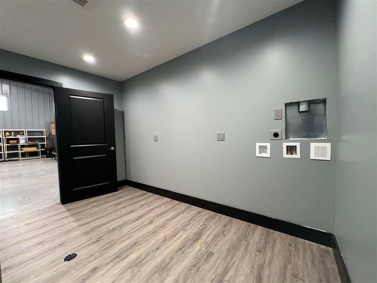 8932 Moeller Unit: 19