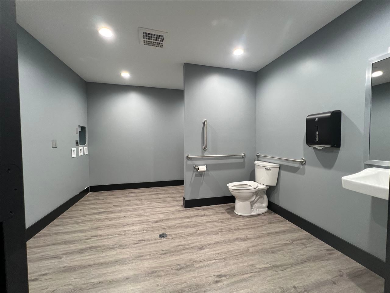 8932 Moeller Unit: 19