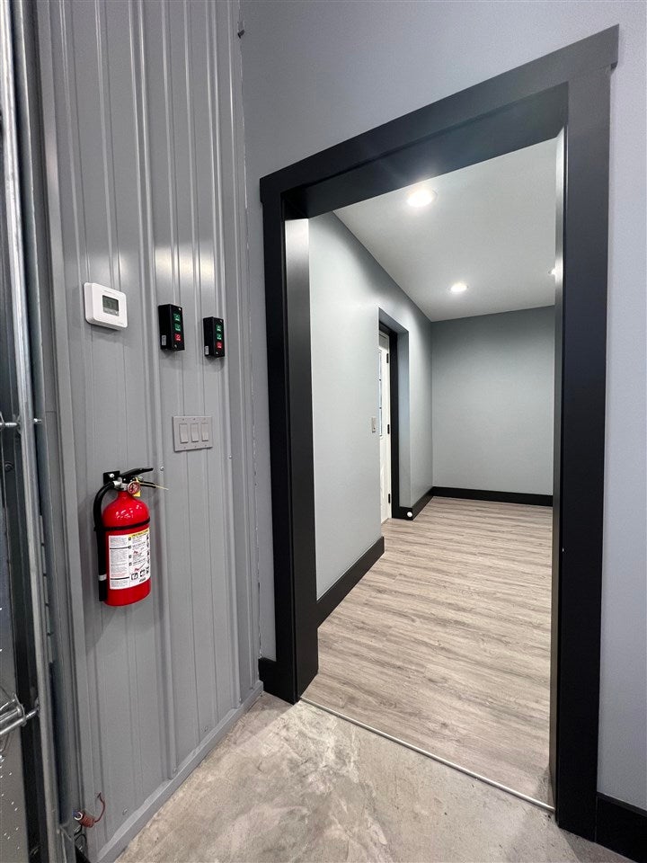8932 Moeller Unit: 19