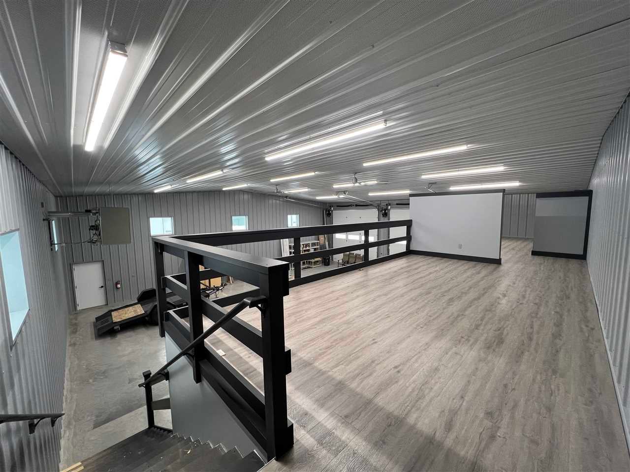 8932 Moeller Unit: 19