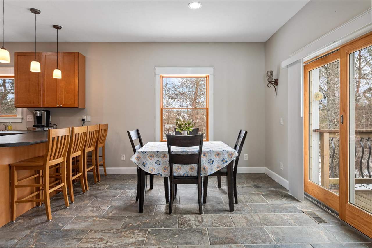 1593 Penny Lane