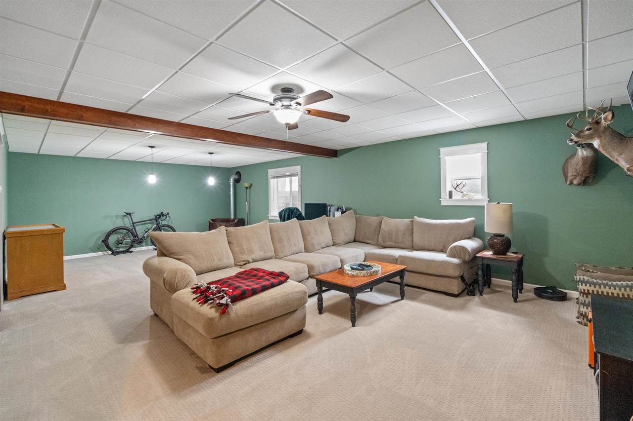 1593 Penny Lane