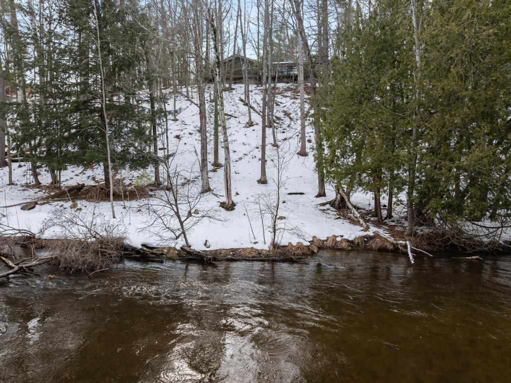 8337 Sturgeon Valley Drive