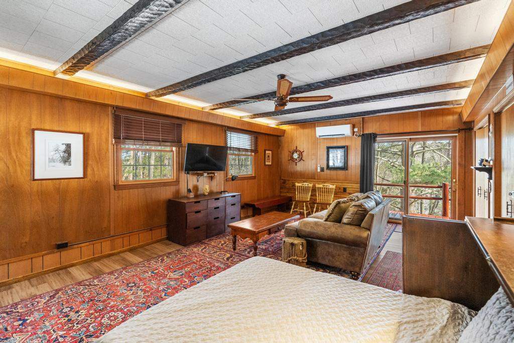 8337 Sturgeon Valley Drive