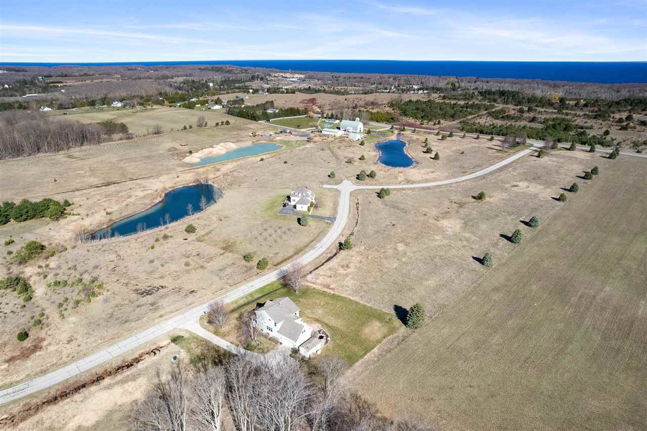 2245 Countryside Lane
