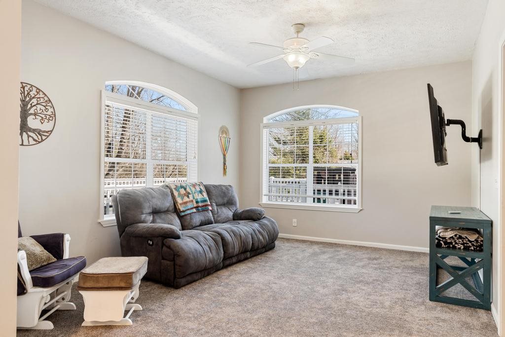 05095 Castleview Drive