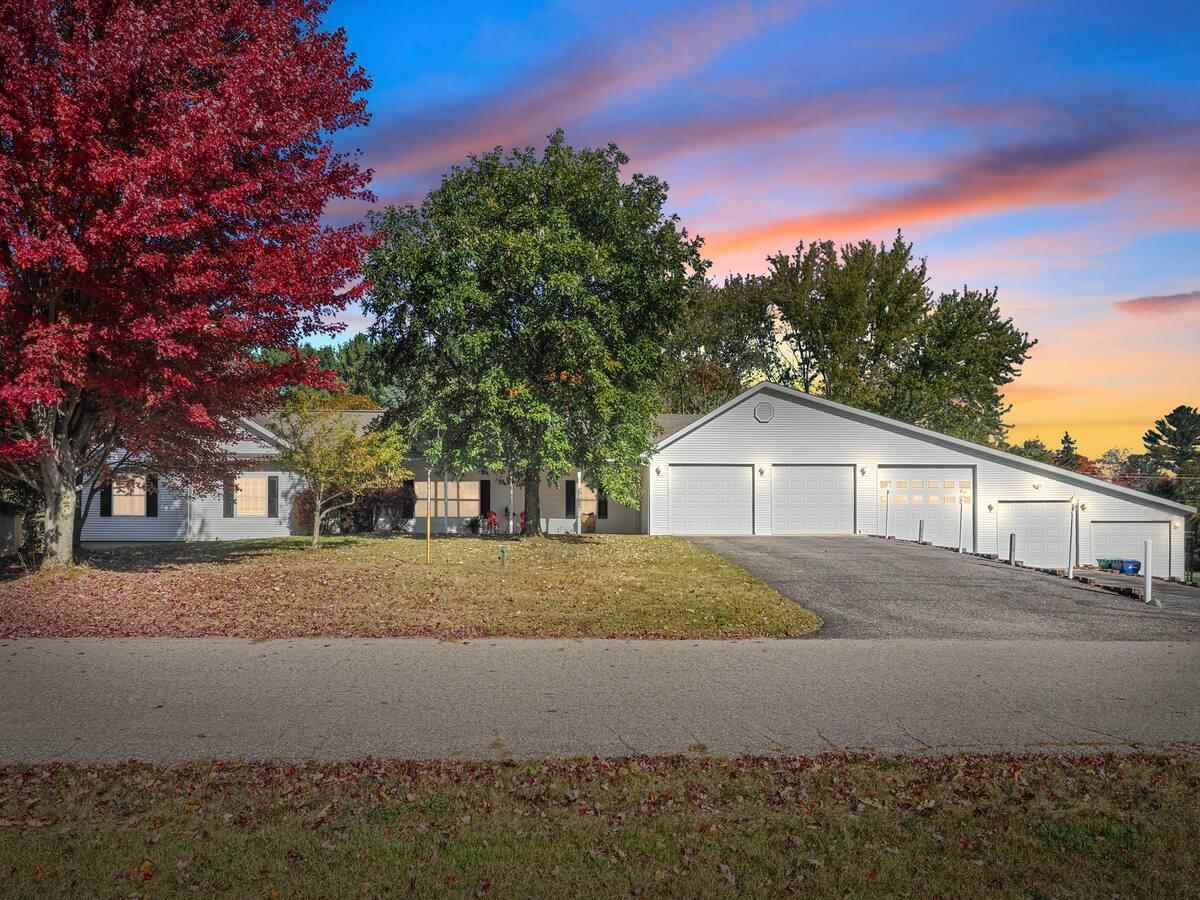 05095 Castleview Drive