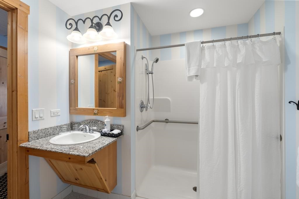 2780 Boyne Mountain, Rms 231 & 233 Road Unit: 58