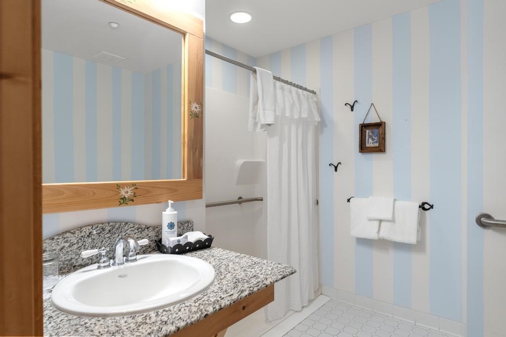 2780 Boyne Mountain, Rms 231 & 233 Road Unit: 58