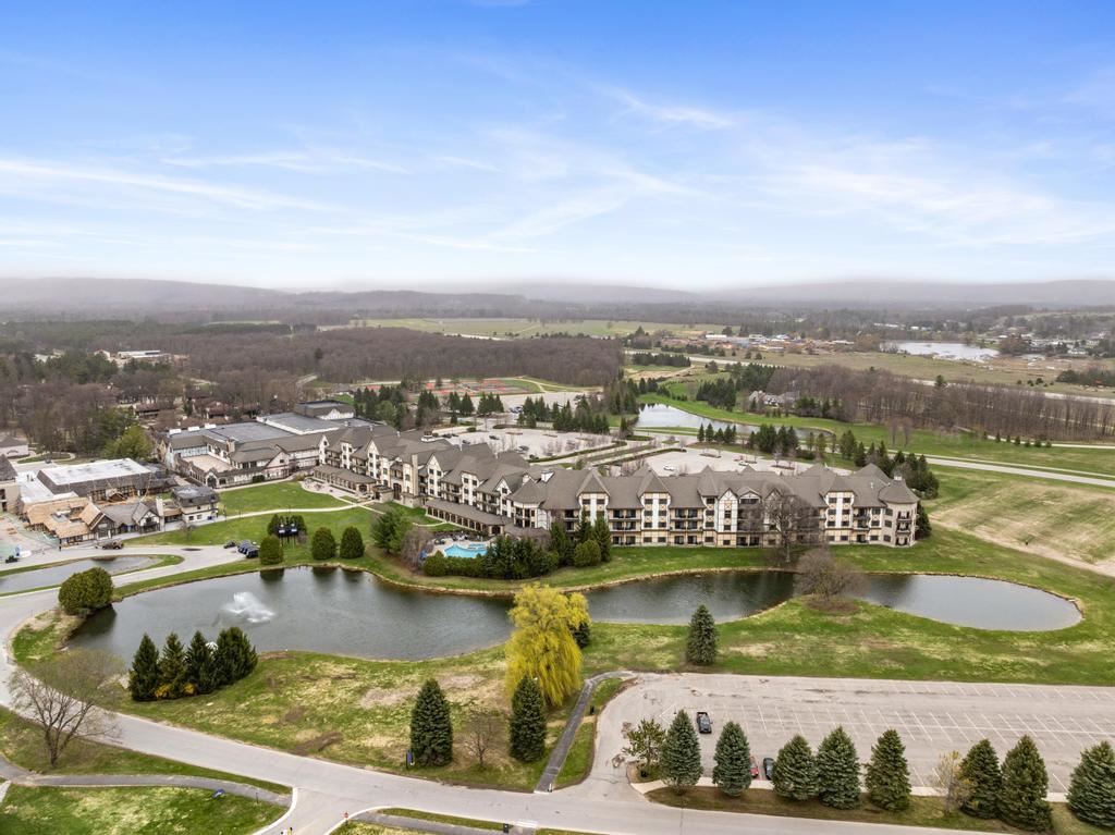 2780 Boyne Mountain, Rms 231 & 233 Road Unit: 58
