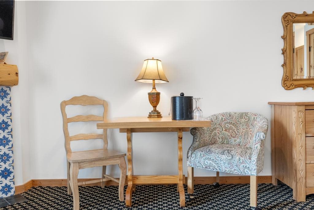 2780 Boyne Mountain, Rms 231 & 233 Road Unit: 58