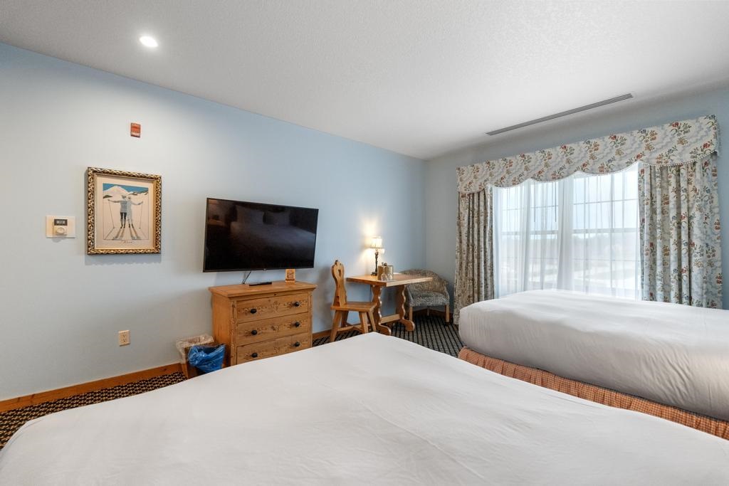 2780 Boyne Mountain, Rms 231 & 233 Road Unit: 58