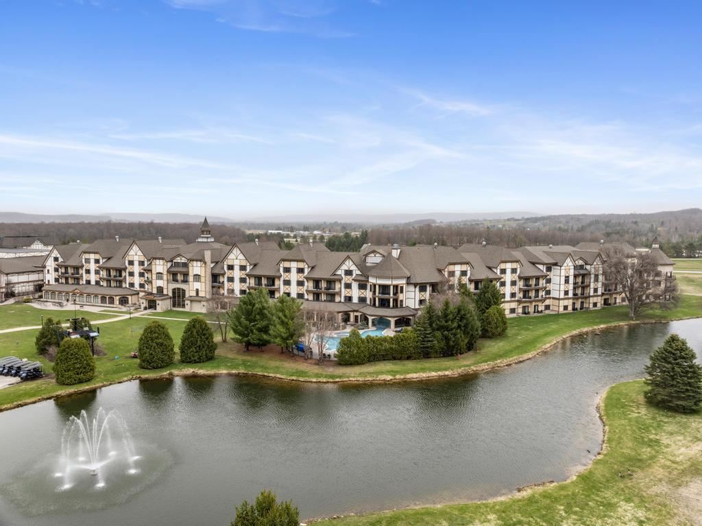 2780 Boyne Mountain, Rms 231 & 233 Road Unit: 58