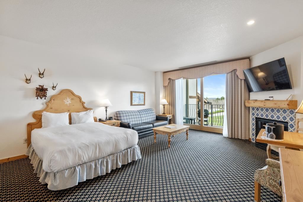 2780 Boyne Mountain, Rms 231 & 233 Road Unit: 58