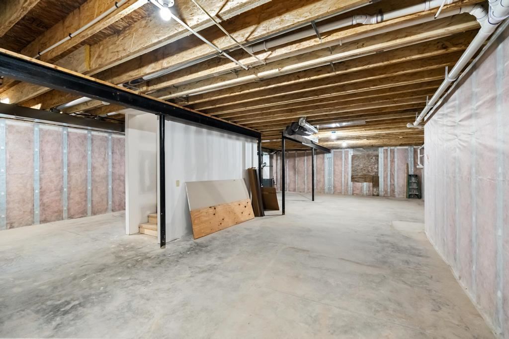 807 Fairways Drive Unit: 2