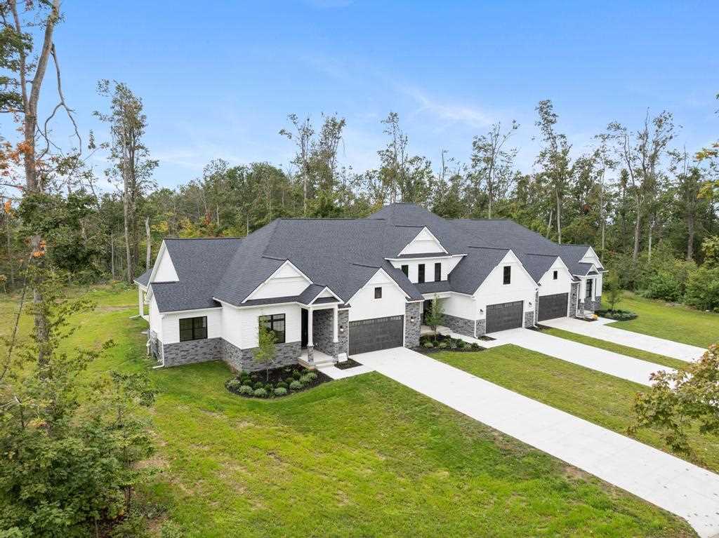 807 Fairways Drive Unit: 2