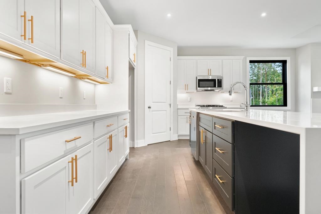 807 Fairways Drive Unit: 2