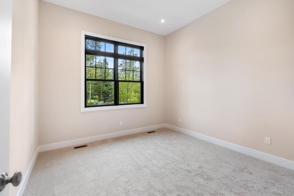 807 Fairways Drive Unit: 2