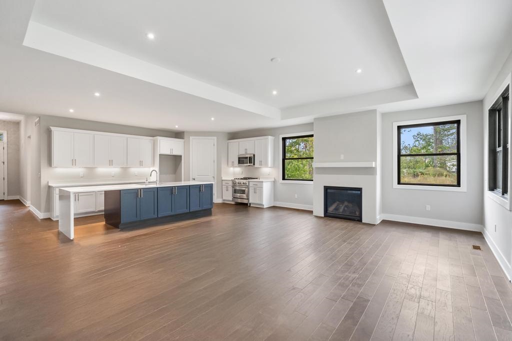 807 Fairways Drive Unit: 2