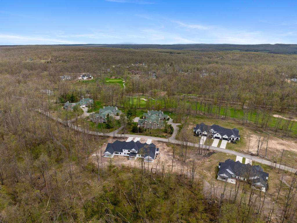 809 Fairways Drive Unit: 17