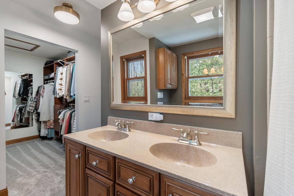 2500 Hemlock Lane