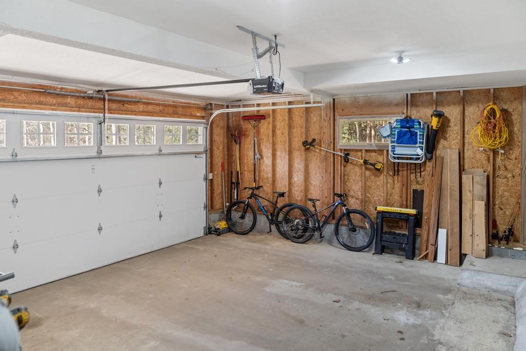 2500 Hemlock Lane