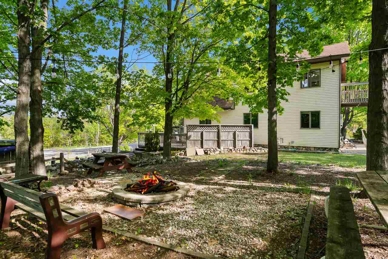 10370 Boyne City Rd Road