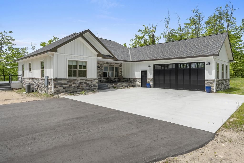 7524 Stutsmanville Road