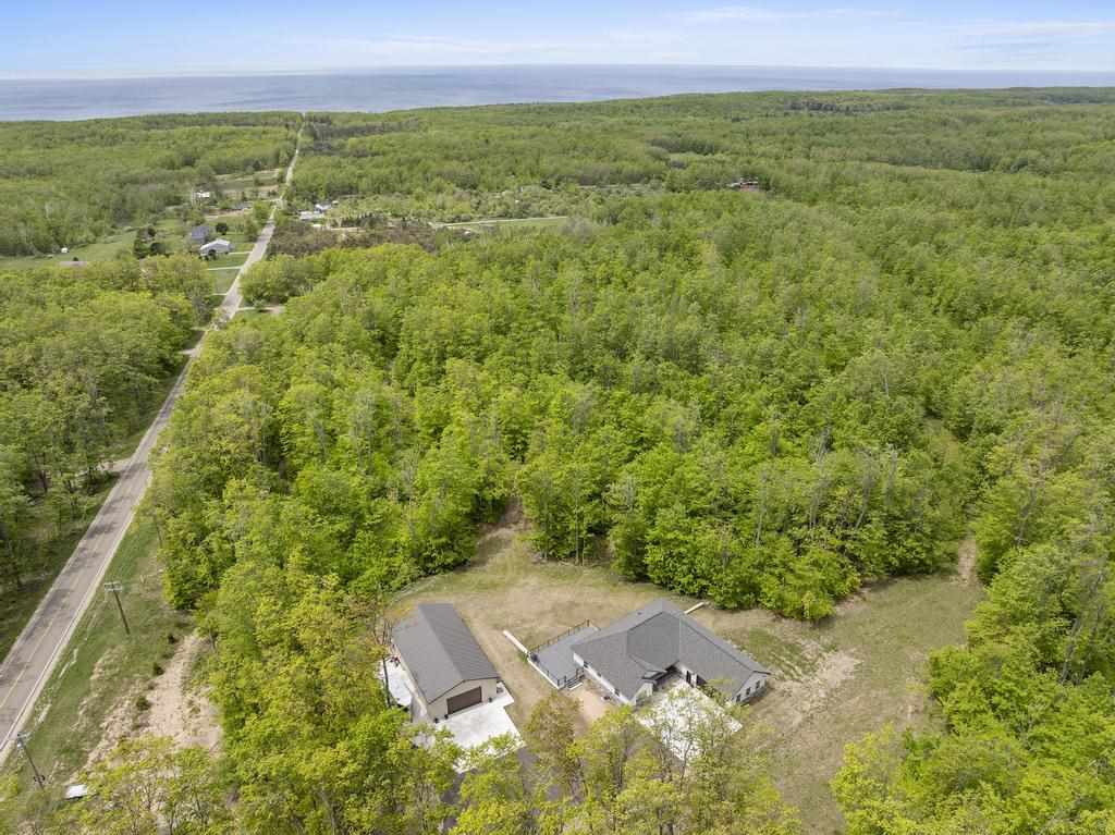 7524 Stutsmanville Road