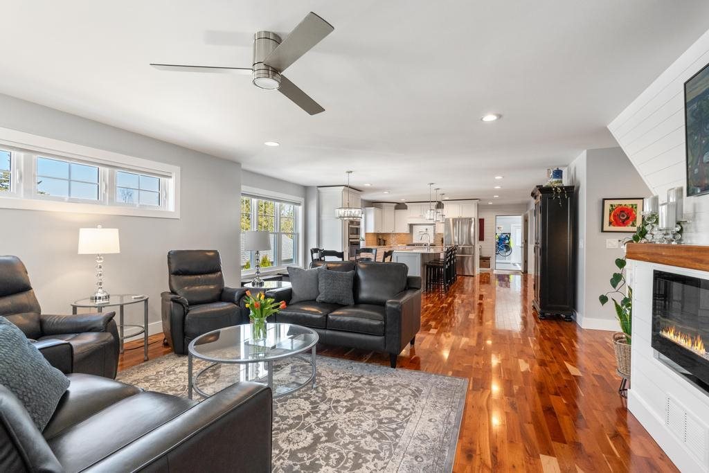 135 Beaubien Avenue
