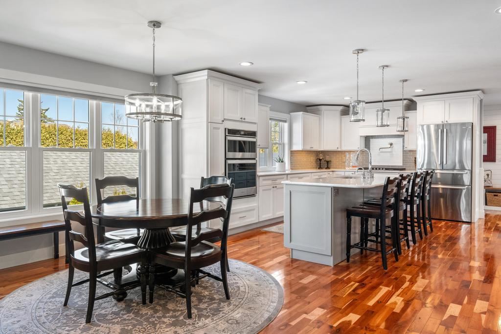 135 Beaubien Avenue