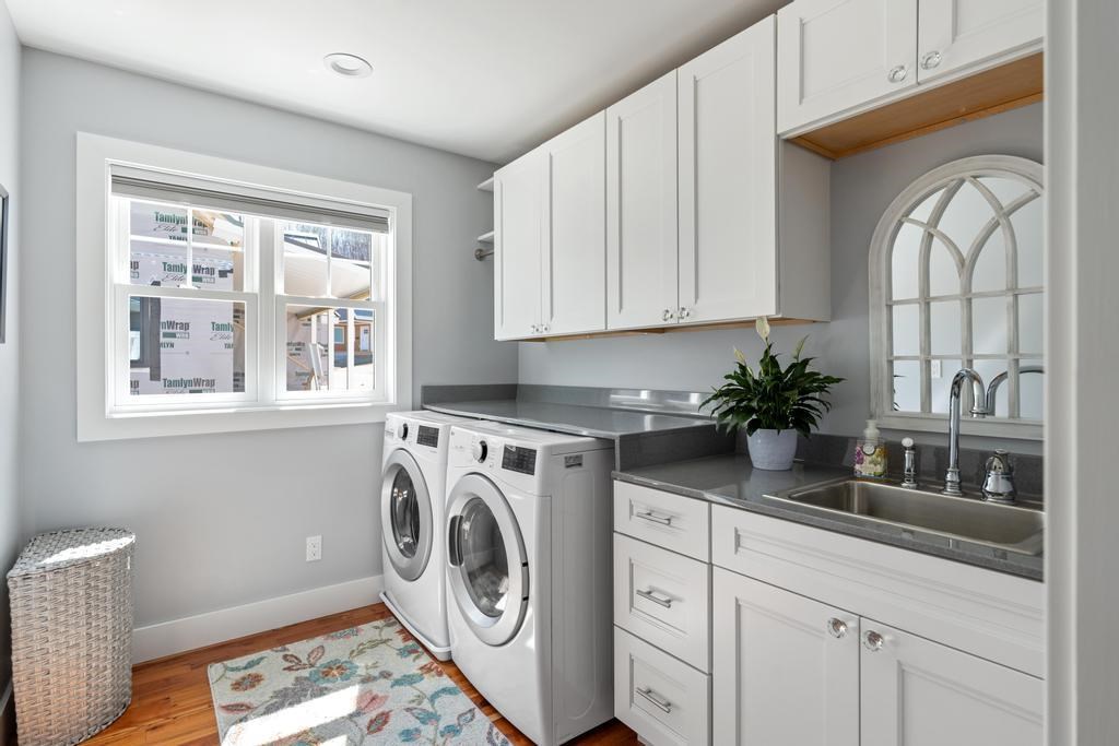 135 Beaubien Avenue
