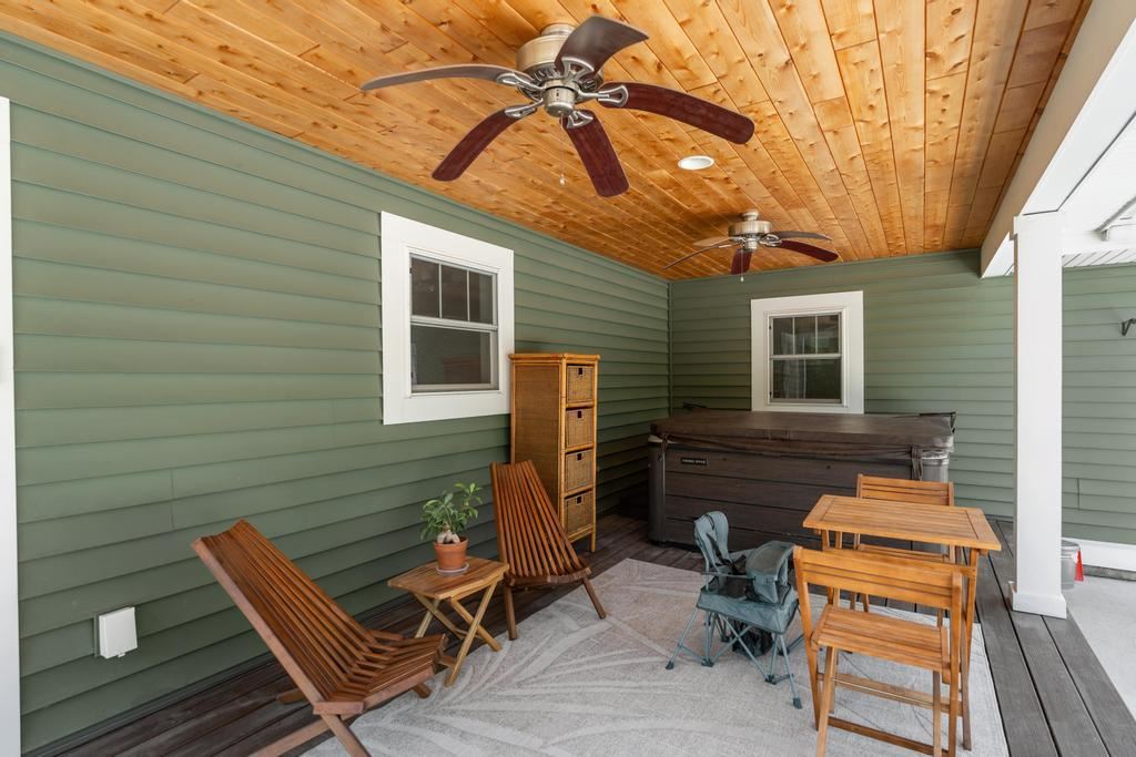 9421 Pickerel Lake Road