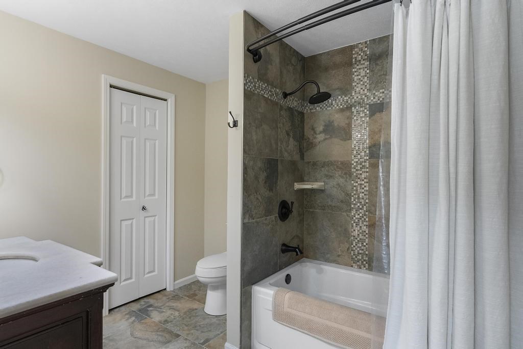 3611 Country Club Road