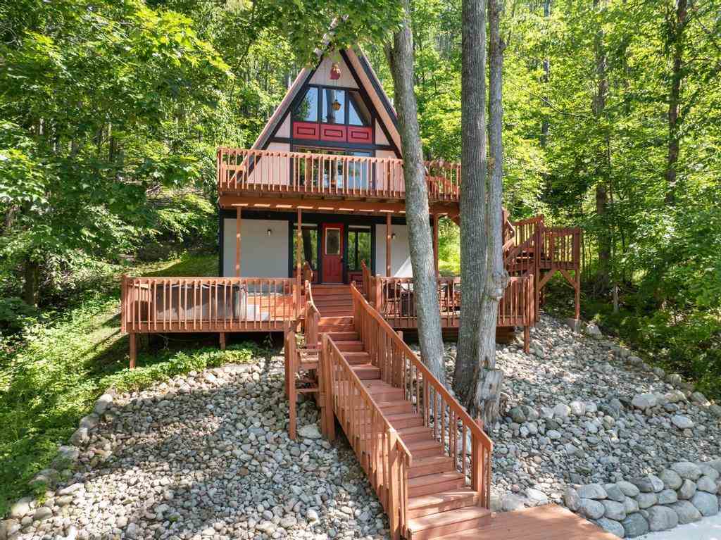477 Chamonix Lane