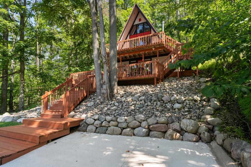 477 Chamonix Lane